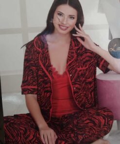 Kırmızı Desenli Pijama Takımı